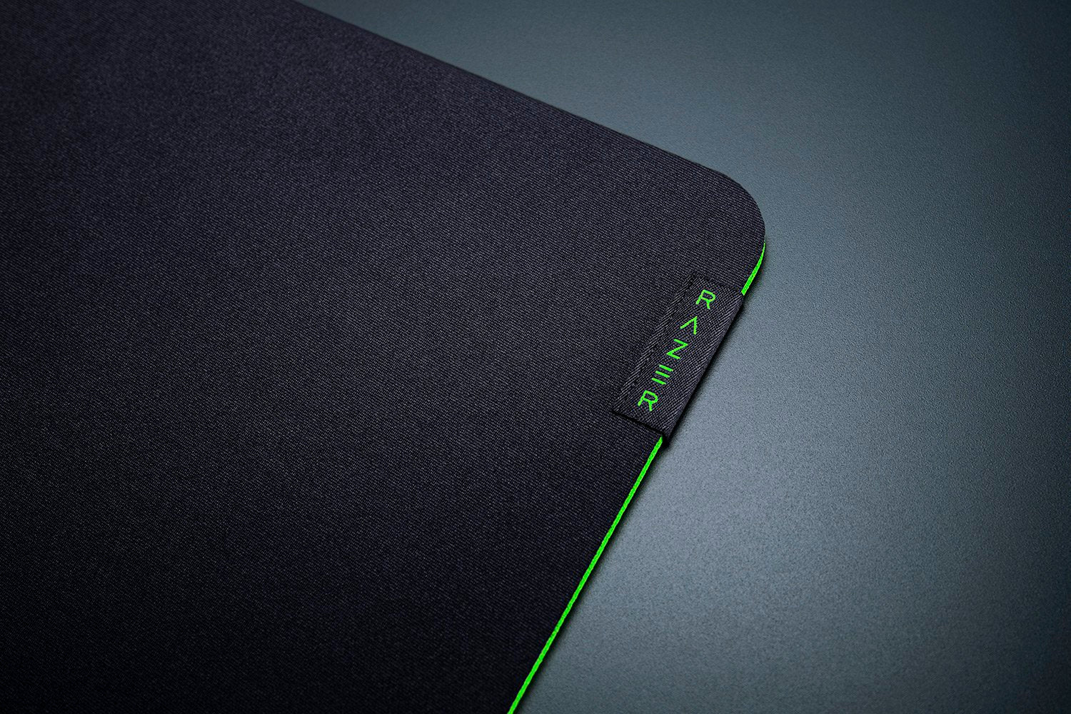 Razer Gigantus V2 (Medium) - Skyforge PC